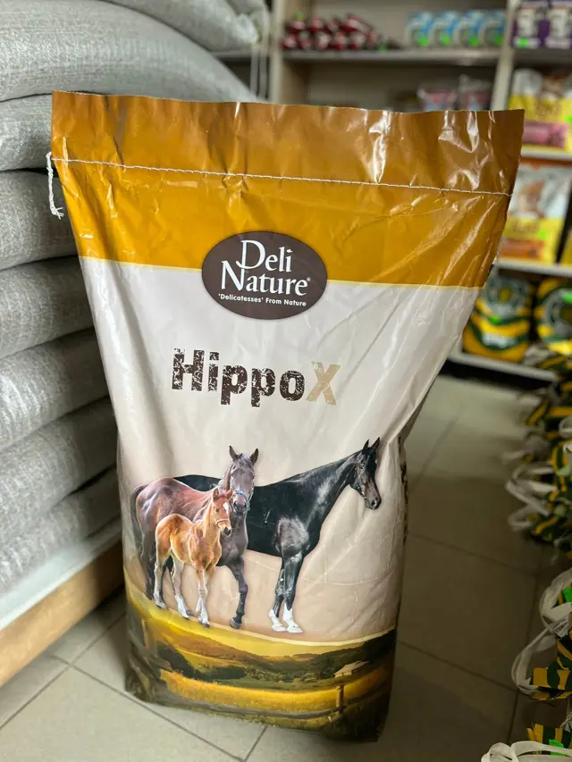Sac Deli Nature HippoX – hrană pentru cai la PET SHOP MAIER Gilău